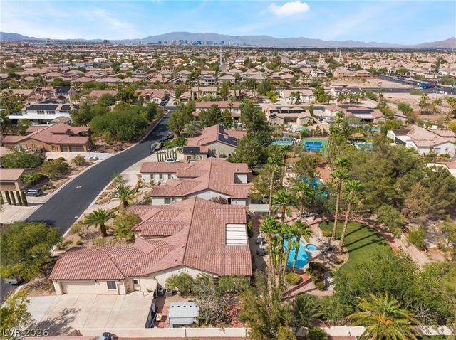 10610 Fairfield Avenue, Las Vegas, NV 89183