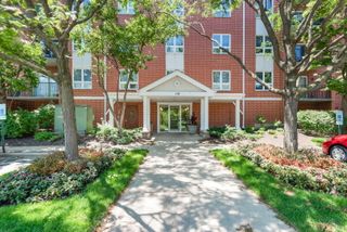 110 N Milwaukee Avenue 303, Wheeling, IL 60090