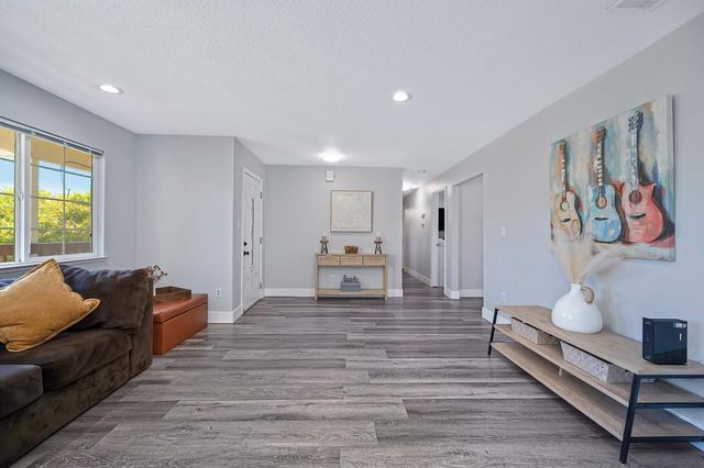 3940 Los Santos Dr, Cameron Park, CA 95682