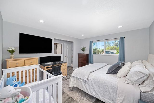 3940 Los Santos Dr, Cameron Park, CA 95682