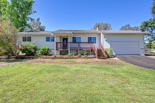 3940 Los Santos Dr, Cameron Park, CA 95682