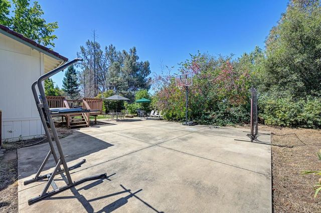 3940 Los Santos Dr, Cameron Park, CA 95682