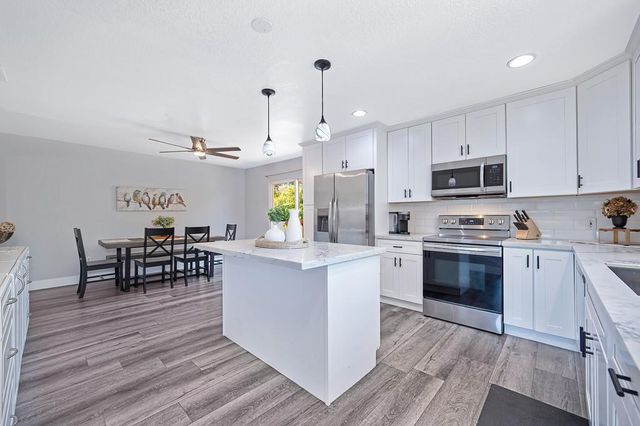 3940 Los Santos Dr, Cameron Park, CA 95682
