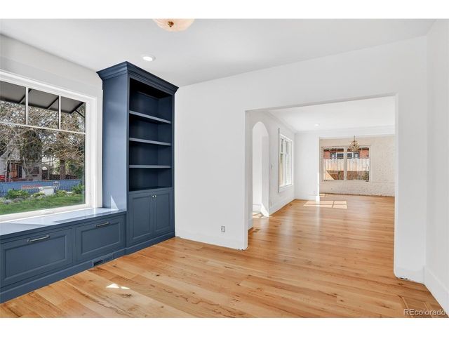 250 Ash St, Denver, CO 80220