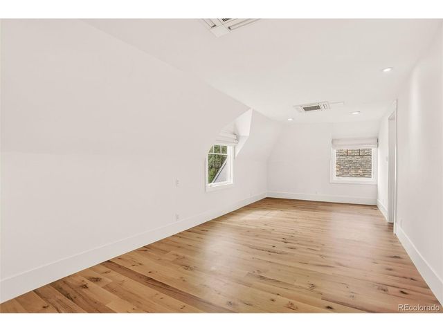 250 Ash St, Denver, CO 80220