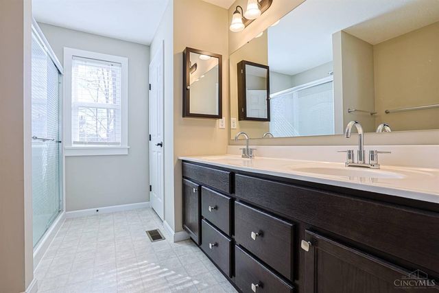 1117 Stableview Circle, Hamilton Twp, OH 45039