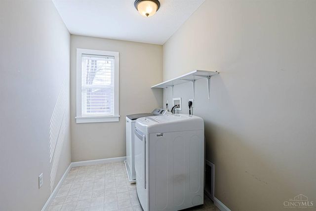 1117 Stableview Circle, Hamilton Twp, OH 45039