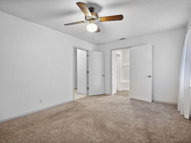 1704 Charlottesville Drive, Ennis, TX 75119