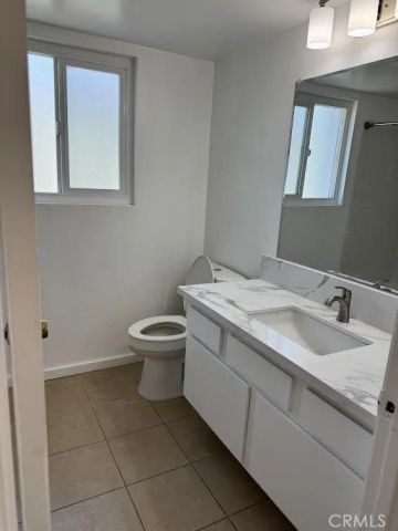 2217 Alabama C, Huntington Beach, CA 92648