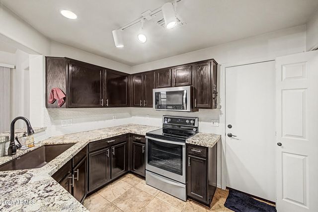 6730 E PRESTON Street 21, Mesa, AZ 85215