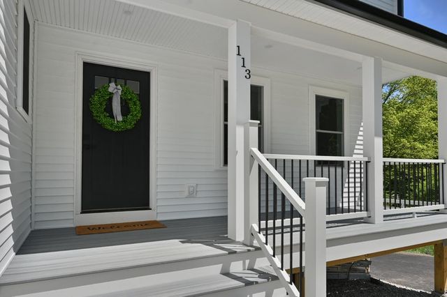 113 South Road, Kensington, NH 03833
