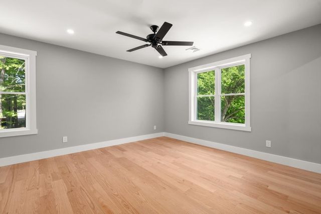 113 South Road, Kensington, NH 03833