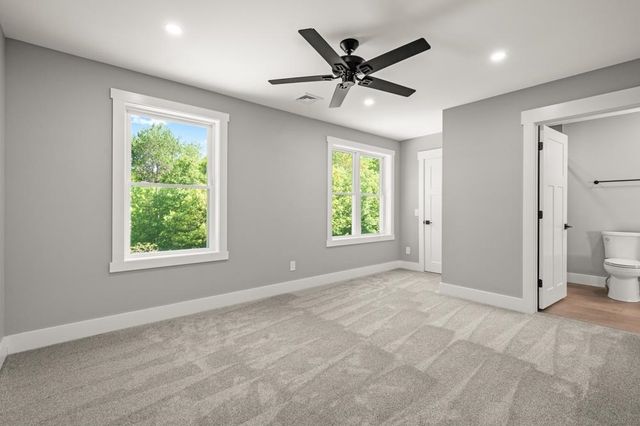 113 South Road, Kensington, NH 03833
