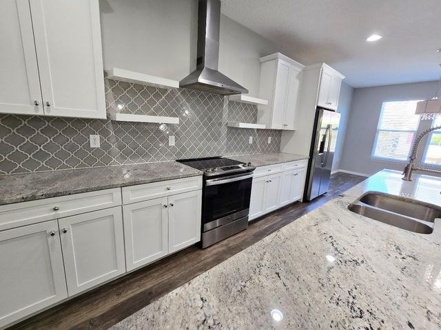 807 CALLISTA CAY LOOP, Tarpon Springs, FL 34689