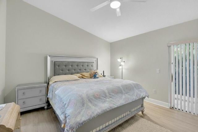 5750 Parkwalk Circle E, Boynton Beach, FL 33472