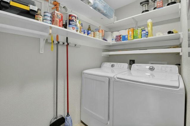 5750 Parkwalk Circle E, Boynton Beach, FL 33472