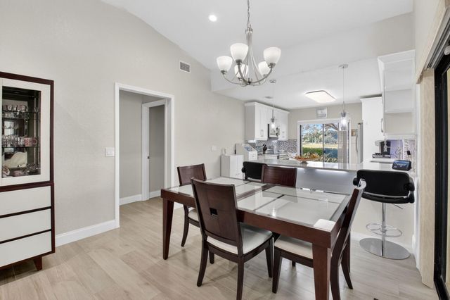 5750 Parkwalk Circle E, Boynton Beach, FL 33472