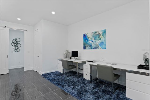 90 COLUMBIA DRIVE 3, Tampa, FL 33606