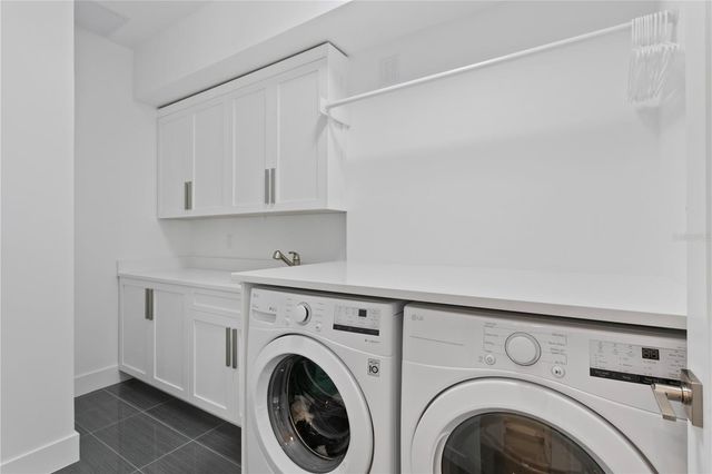 90 COLUMBIA DRIVE 3, Tampa, FL 33606