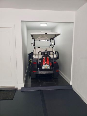 90 COLUMBIA DRIVE 3, Tampa, FL 33606