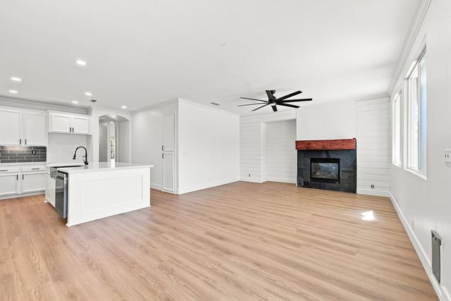 5609 Melbury Way, Antelope, CA 95843