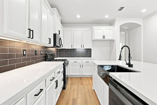 5609 Melbury Way, Antelope, CA 95843