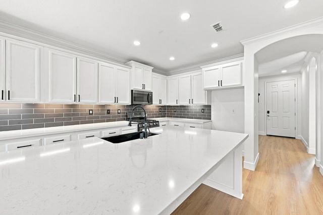 5609 Melbury Way, Antelope, CA 95843