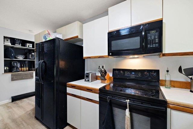 2713 E White Lake Drive, Dalton Twp, MI 49457