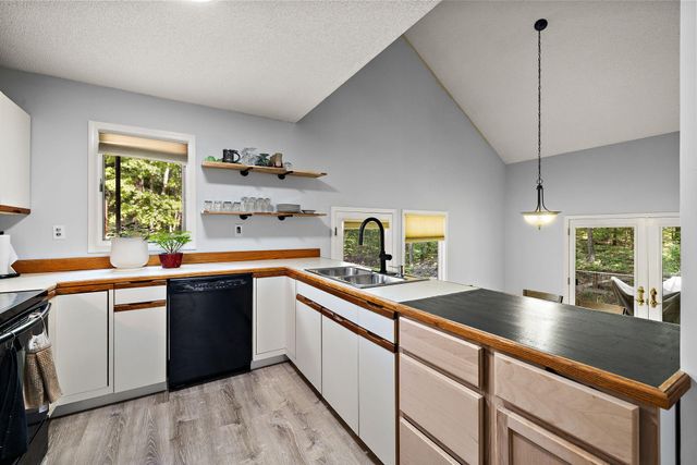 2713 E White Lake Drive, Dalton Twp, MI 49457