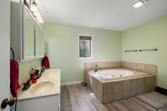 2713 E White Lake Drive, Dalton Twp, MI 49457
