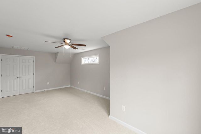 109 SYCAMORE PL, Cross Junction, VA 22625