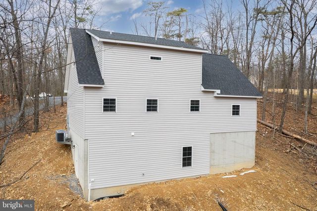 109 SYCAMORE PL, Cross Junction, VA 22625