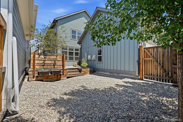10174 E 59th Avenue, Denver, CO 80238