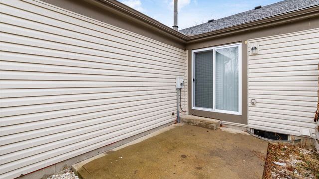 824 Crofton Place, Reynoldsburg, OH 43068