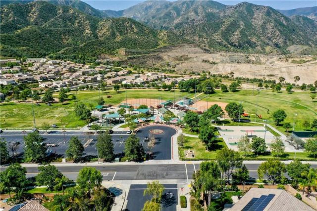 26305 Plumcot, Corona, CA 92883