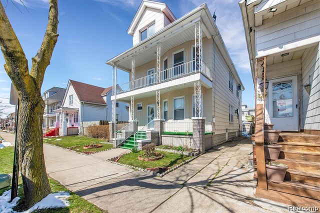 3135 Belmont Street, Hamtramck, MI 48212