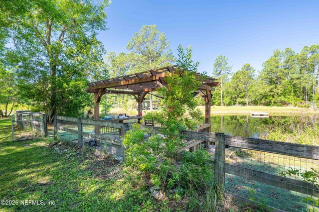 138 PINE CONE Trail, Palatka, FL 32177