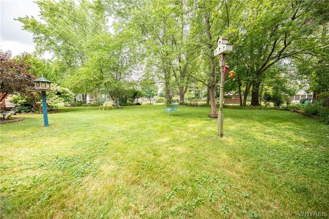 945 Mineral Springs Road, West Seneca, NY 14224