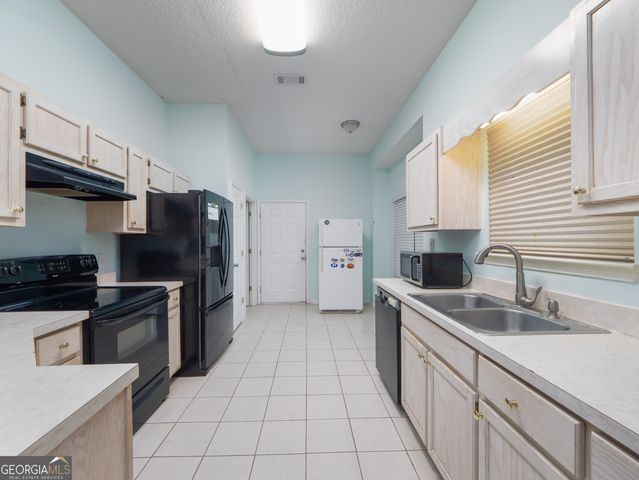 77 Cinnamon Teal Drive, Woodbine, GA 31569