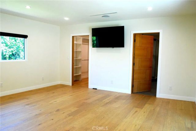 2950 Dona Emilia Drive, Studio City, CA 91604