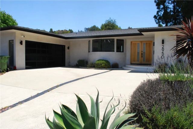 2950 Dona Emilia Drive, Studio City, CA 91604