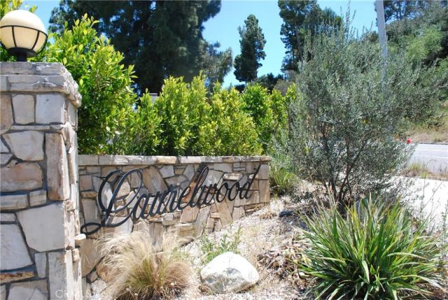 2950 Dona Emilia Drive, Studio City, CA 91604