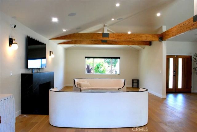 2950 Dona Emilia Drive, Studio City, CA 91604