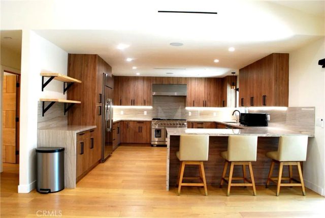 2950 Dona Emilia Drive, Studio City, CA 91604