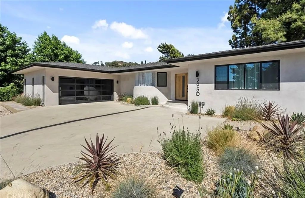 2950 Dona Emilia Drive, Studio City, CA 91604