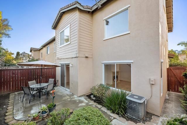 424 Dakota Way, Oceanside, CA 92056