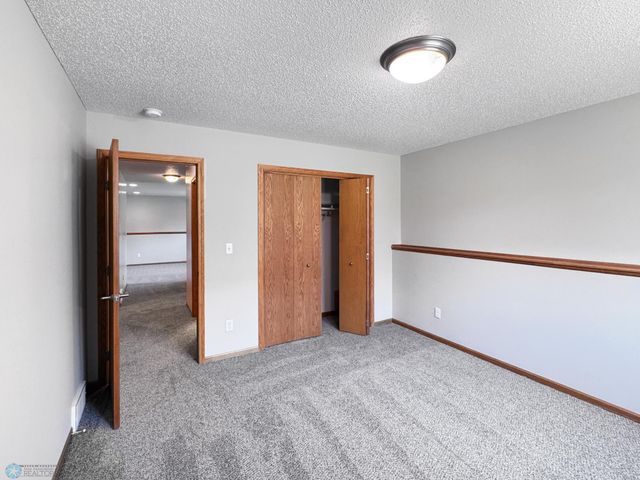 3337 Monroe Street S, Fargo, ND 58104