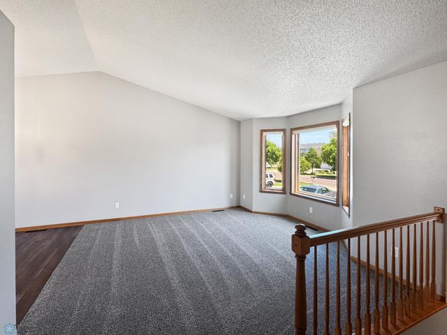 3337 Monroe Street S, Fargo, ND 58104