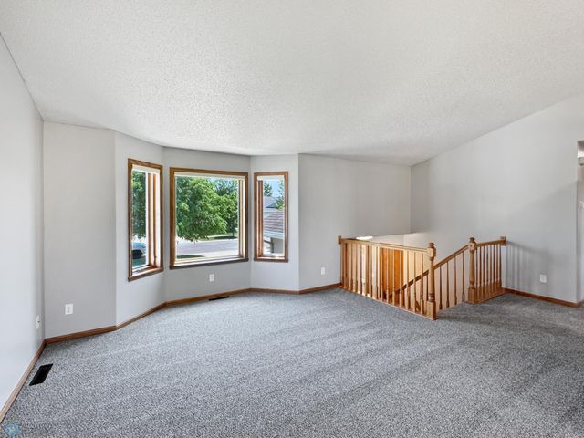 3337 Monroe Street S, Fargo, ND 58104