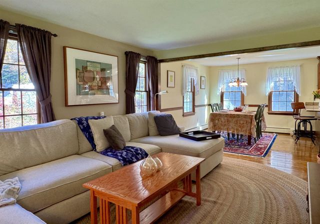 91 Ball Road, Kingston, NH 03848
